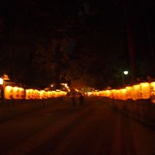 鎮魂祭の終わった石上神宮の参道です。