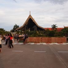 到着ターミナル