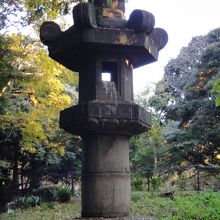 寛永8年　佐久間勝之奉納のお化け燈籠