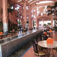 ロビーラウンジ