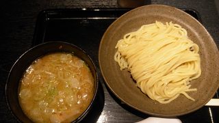 三ツ矢堂製麺 (伊勢佐木モール店)