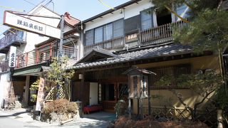 中山道で唯一温泉のある宿場町として栄えたのだとか