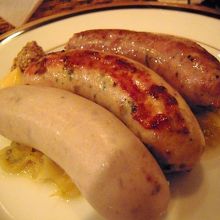 手作りソーセージがいっぱい