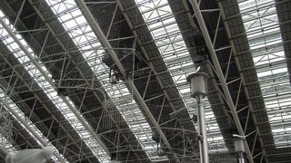 開放的な時空の広場