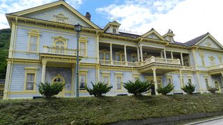 “函館のランドマーク”と呼ばれる美しい建物です