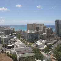 窓越しなので若干汚い映りですが・・・