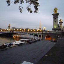 セーヌ川にかかる橋