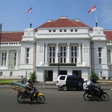コタ地区にある美しい建物、インドネシア銀行