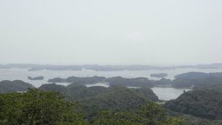 ４大観の１つである「麗観」です。