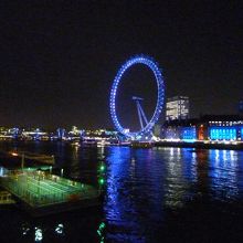 ライトアップがきれいです