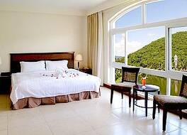 ヤロン ベイ ユニバーサル リゾート