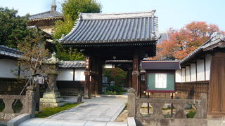 納骨堂が目立つお寺