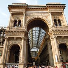 天井も高いです