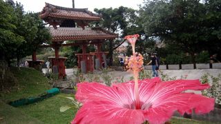 守礼門。首里城の中の見どころポイントだが…うっかりすると