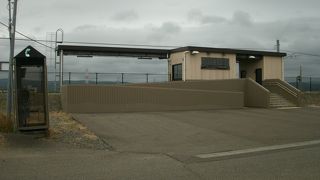 新しい駅舎です