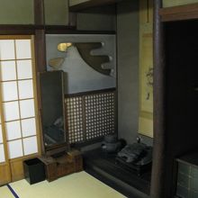 歴史のある部屋を見せていただきました