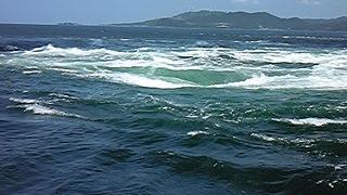 渦潮は想像を超える迫力