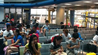 香港空港へ直行便