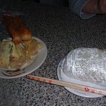 ビニールに入っているのは飯団