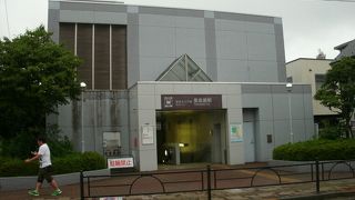 遊園地は目の前