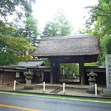 平林寺，この左側にひるねの森駐車場はある