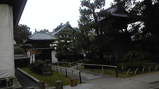 文殊さまで知られるお寺