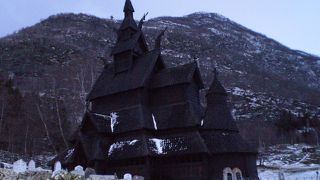 木造教会が山の中に！
