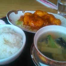 エビチリランチ