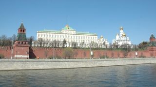 クレムリンの巨大な宮殿