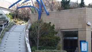 都会の中の落ち着ける場所