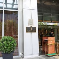 おごそかな玄関