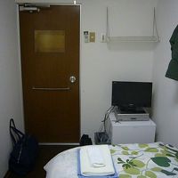 テレビ、冷蔵庫あり