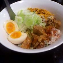 汁なし台湾ラーメンです。