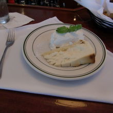デザートのチーズケーキ