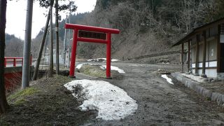 東北一を誇る豪華な造りだった湯殿山神社