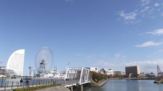 歩いていて飽きない散策道です