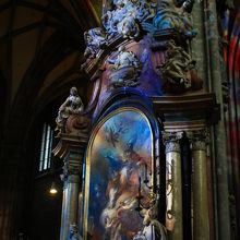 ライトは色がきつめ