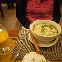 朝食の牛肉入りフォー。