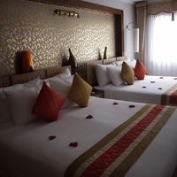 こっそり覗いたスイート。スーペリアの２倍の広さ。