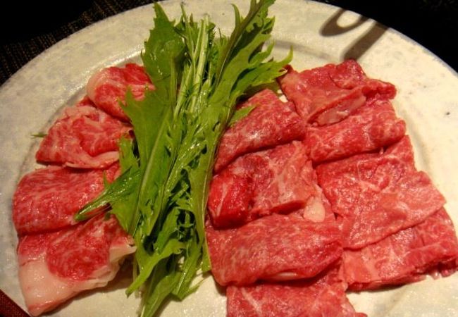 白金の隠れ家レストランで宮崎牛鍋