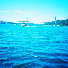 風を受けてのクルーズです