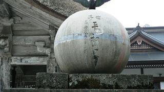 羽黒山の頂上にある出羽三山神社