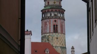 円筒形の塔・・・