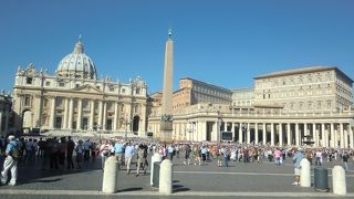 たまたま法王がいた広場