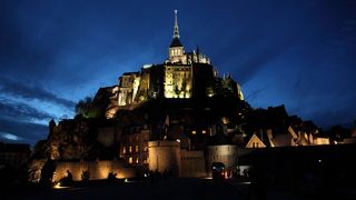 モンサンミッシェルは夜景がオススメ！