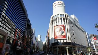 マルイシティ渋谷、渋谷パルコ辺りまで下って行く大通り
