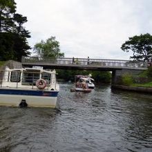 橋の辺りは渋滞中 