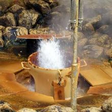 間欠泉の始まりです 