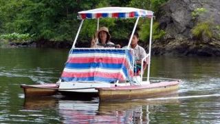 大沼合同遊船のペダルボート