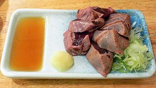 肉屋が経営しているお店なので新鮮。安いし。